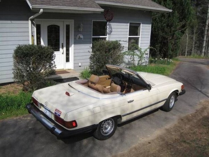 Thumbnail Photo undefined for 1985 Mercedes-Benz 380SL